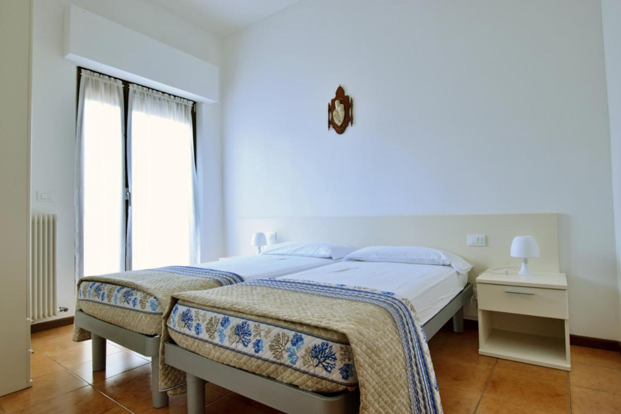 Villa Lory ลินญาโน ซับเบียโดโร ภายนอก รูปภาพ